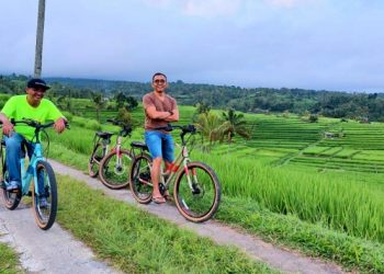 Gowes Sepeda Sambil Menikmati Keindahan Desa Jatiluih