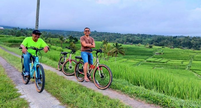 Gowes Sepeda Sambil Menikmati Keindahan Desa Jatiluih