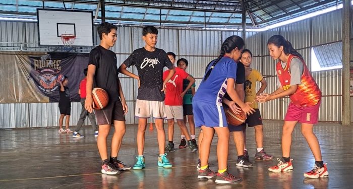 AwakE BasketBall Cetak Atlet Basket Berprestasi di Gianyar