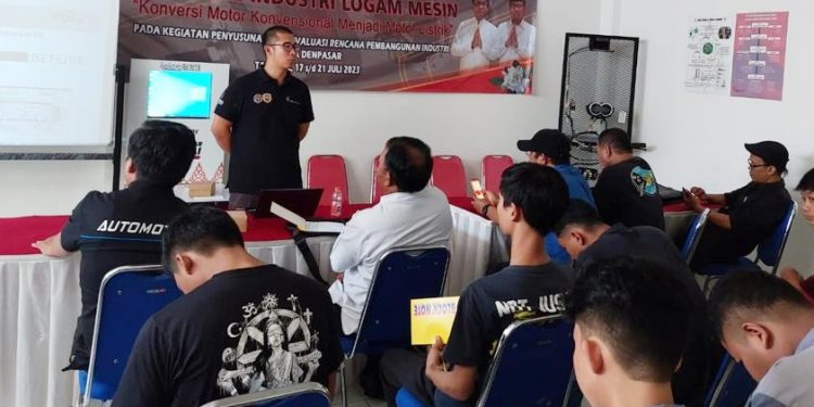 Ciptakan Wirausaha Handal, Disperindag Kota Denpasar Gelar Pelatihan Logam dan Mesin Perbengkelan