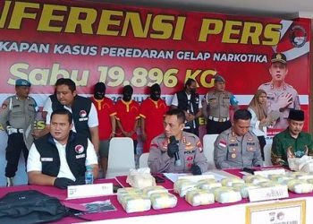 Polisi Gagalkan Penyeludupan 19,896 kg Sabu Asal Malaysia di Perairan Batam