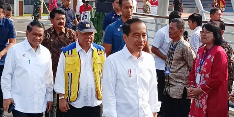 Jokowi Akan Evaluasi Penempatan Perwira TNI Buntut Kasus Dugaan Suap Kabasarnas