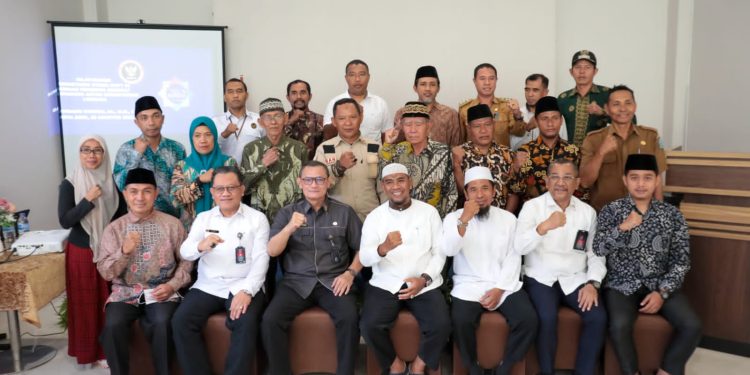 Bantu Warga Atasi Kelangkaan Air, BNPT Bangun Sumur Bor  Sedalam 110 Meter  di Desa Penatoi NTB 