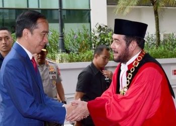 Dugaan Nepotisme, Presiden Jokowi dan Ketua MK Anwar Usman dilaporkan TPDI ke KPK