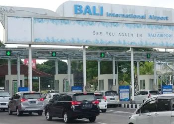 Bandara I Gusti Ngurah Rai Uji Coba Pembayaran Parkir Non Tunai