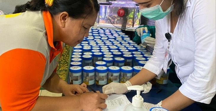 Cegah Penggunaan Narkoba,  BNNK Buleleng Lakukan Tes Urine Warga Binaan dan Petugas Lapas Singaraja