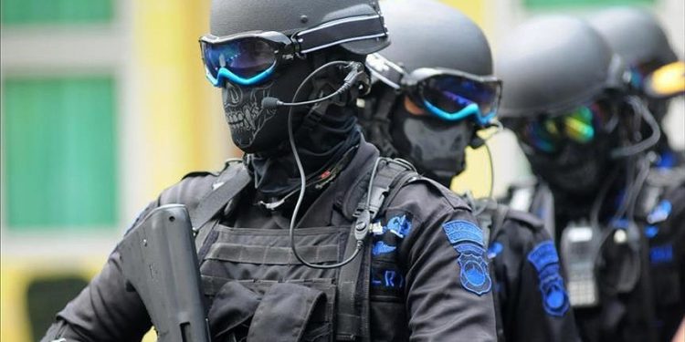 Densus 88 Antireror Tangkap Dua Tersangka Teroris di Palu dan Semarang 