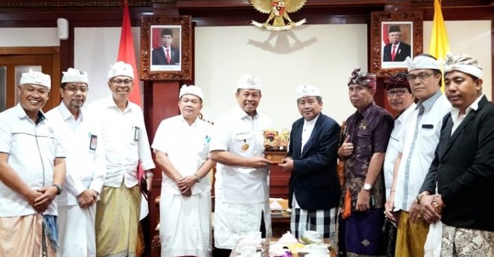 Pj Gubernur Mahendra Jaya Apresiasi Keberadaan LPD di Bali