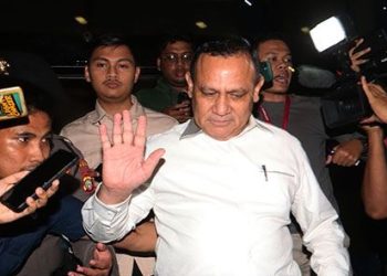 Surat Penguduran Dirinya Ditolak, Firli Kembali Surati Presiden