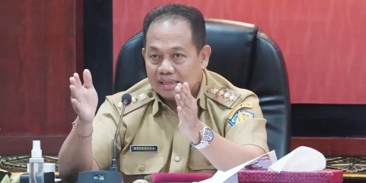 Pj Gubernur Bali Minta Penanganan Masalah Sampah di Badung dan Denpasar Segera Diselesaikan