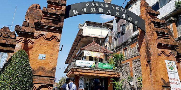 Dekranasda Denpasar Promosikan Pasar Kumbasari untuk Destinasi Belanja Bagi Wisatawan 