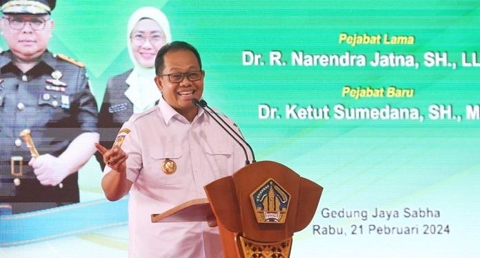 Pj. Gubernur Bali Ucapkan Selamat Kepada Dr Narendra Jatna Atas Promosi Jabatan Sebagai Kajati DKI