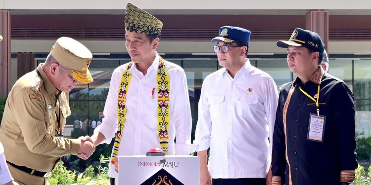 Dilengkapi Berbagai Fasilitas Modern dan Runway sepanjang 1400 Meter, Badara Singkawang Diresmikan Presiden Jokowi