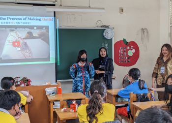 Pelajar di Taiwan Belajar Batik dan Budaya Indonesia dari Mahasiswa FIB UB