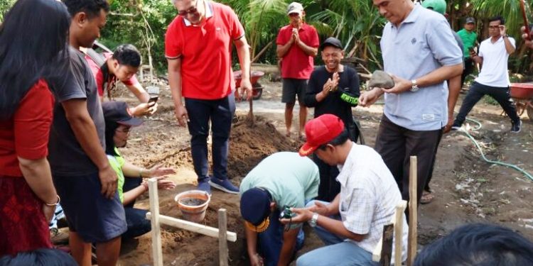 Pemprov Bali Beri Bantuan “Rumah Sejahtera Terpadu” Kepada Warga Desa Tukad Sumaga Kurang Mampu