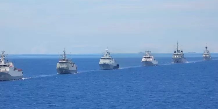 TNI AL Kerahkan 11 Kapal Perang di Perairan Bali Amankan Gelaran WWF ke-10