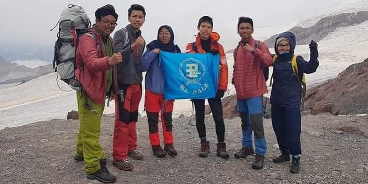 Puluhan Pendaki Ikuti Pembuatan Film Dokumenter di Gunung Kerinci