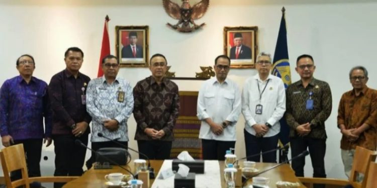 Bahas Rencana Pelabuhan Sanur, Wali Kota Denpasar Temui Menhub