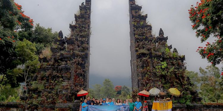 Menparekraf Ajak Wisata ke Bali Utara-Banyuwangi-Bali Barat