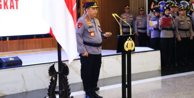 16 Perwira Tinggi Polri Terima Kenaikan Pangkat Satu Tingkat