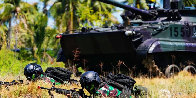 Puncak Latgabma Super Garuda Shield 2024 Ditutup dengan Operasi Amfibi di Pantai Banongan