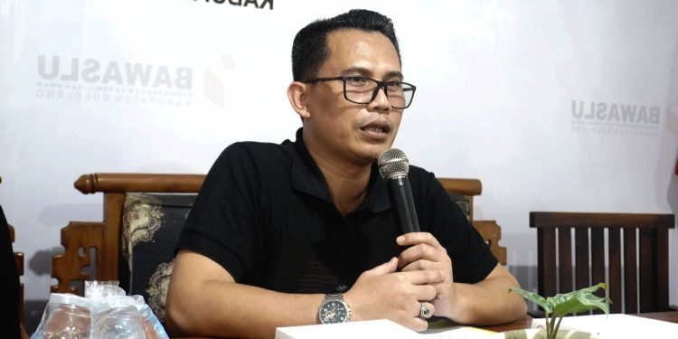 Bawaslu Buleleng Akan Turunkan Ratusan APK yang Tak Sesuai Aturan