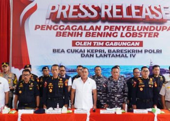 Tim Gabungan Polri Bersama TNI AL dan DJBC Riau Gagalkan Penyeludupan Benih Lobster Senilai Rp 23,6 Miliar