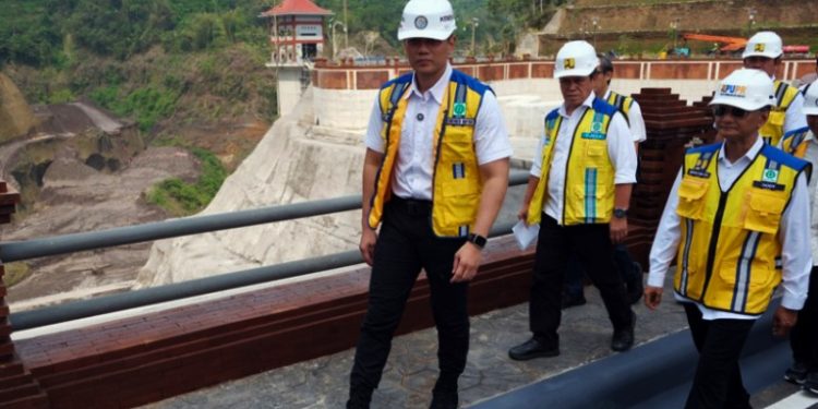 Menko Infra AHY Tinjau Bendungan Sidan, Gianyar