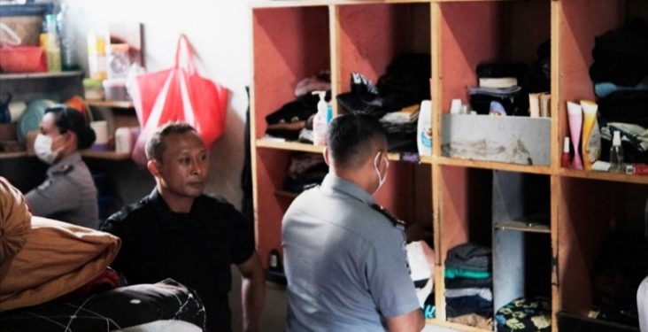 Antsipasi Peredaran Narkoba, Petugas Lapas Tabanan Geledah Ruang Tahanan