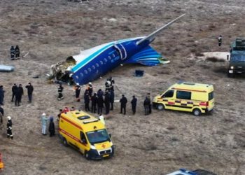 Kazakhstan Selidiki Penyebab Kecelakaan Pesawat Azerbaijan Airlines