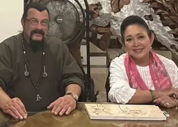Titiek Soeharto Reuni dengan Steven Seagal di Bali setelah 20 Tahun