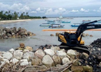 Balai Wilayah Sungai Bali Bangun Breakwater Atasi Brasi Laut di Pantai Kuta