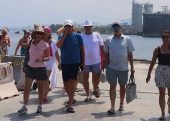 Dinas Pariwisata Buleleng Targetkan 1,7 Juta Wisatawan pada Tahun 2025