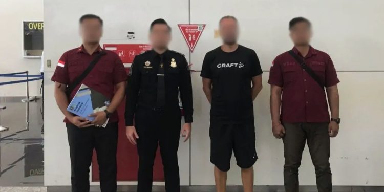 Langgar Aturan, WNA Asal Norwegia di Deportasi Imigrasi Singaraja